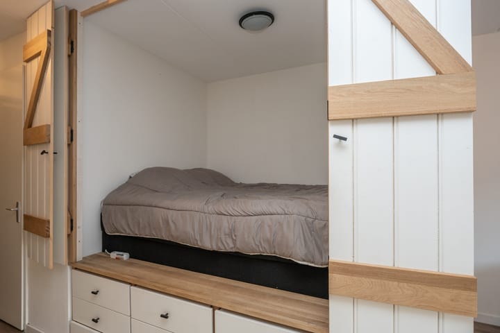 Foto 28 van Nikadel 26-A