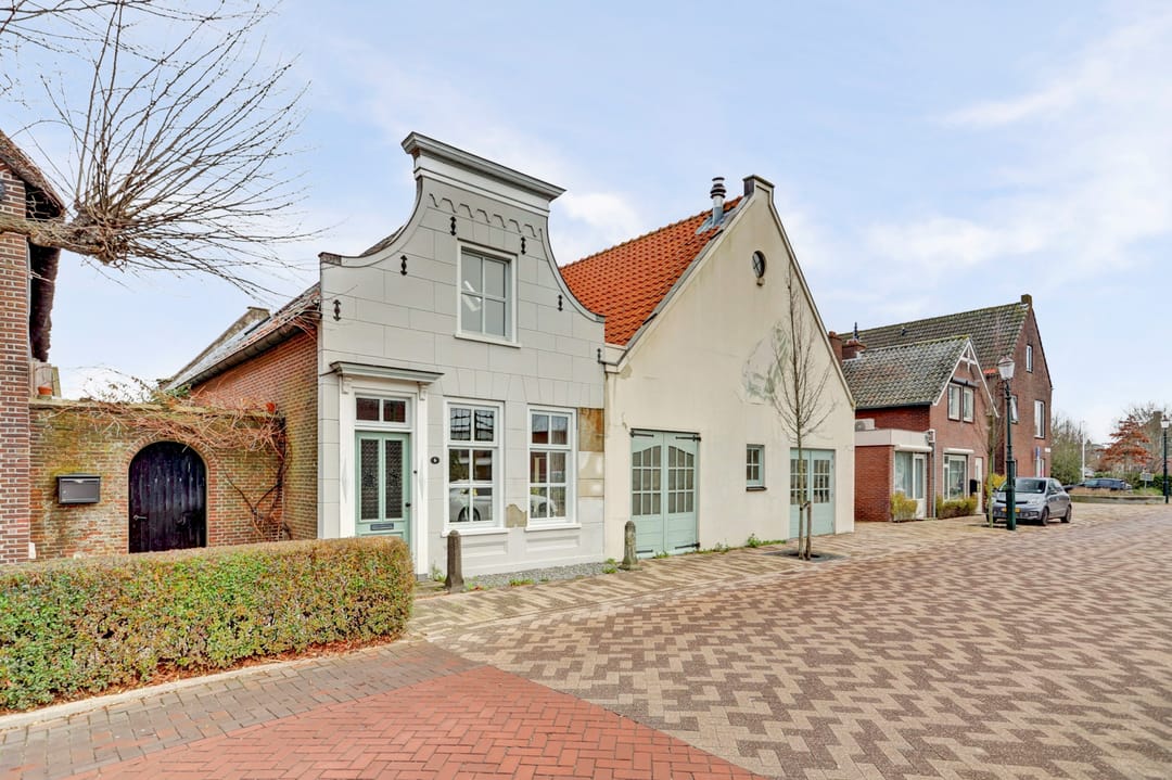 Photo 2 of Graaf Florisweg 6-A