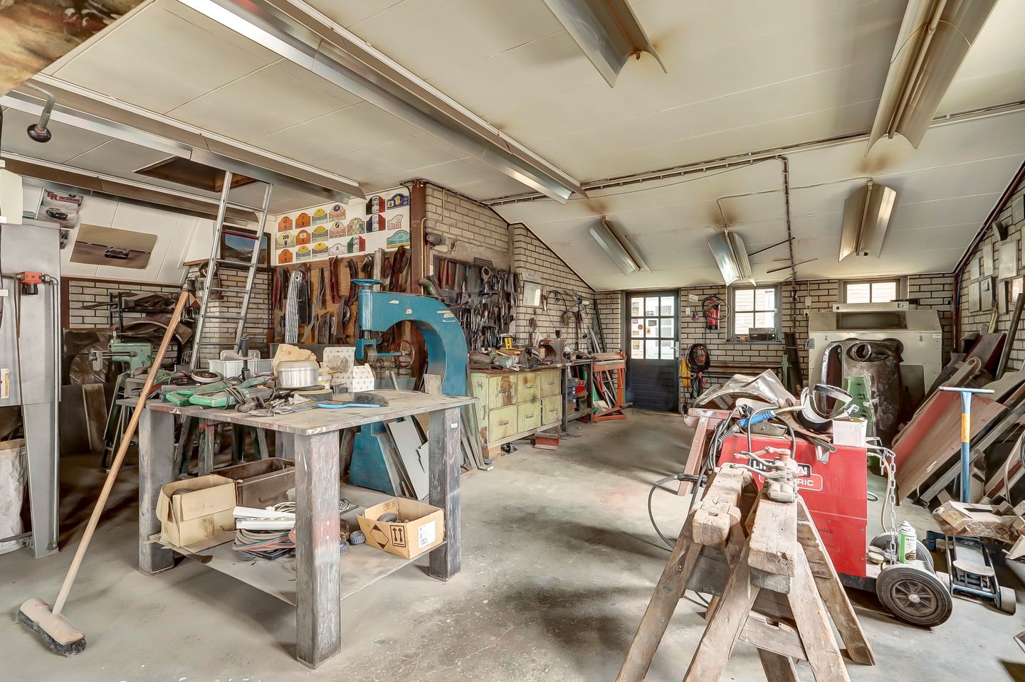 Photo 34 of Graaf Florisweg 6-A