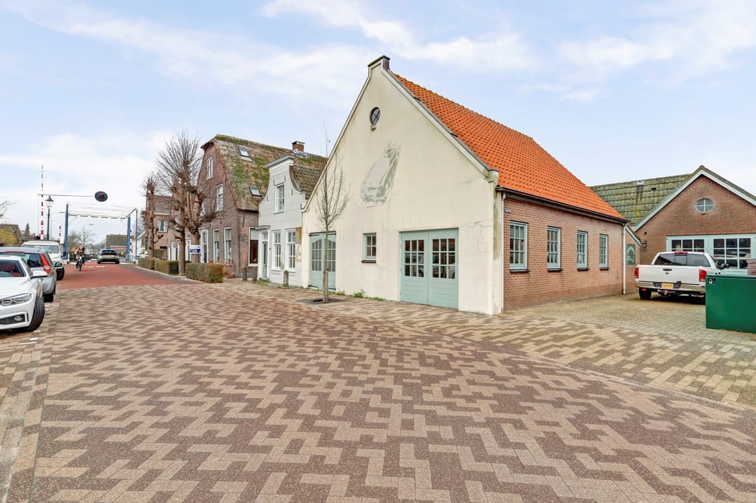 Photo 47 of Graaf Florisweg 6-A