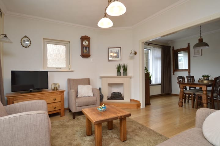 Photo 3 of Oktoberstraat 4