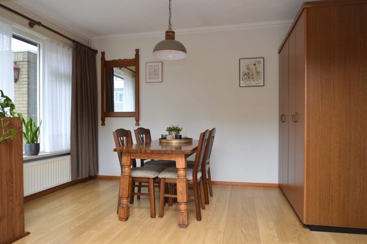 Photo 5 of Oktoberstraat 4