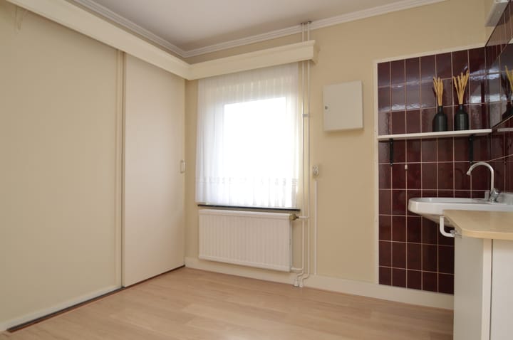 Foto 18 van Oktoberstraat 4