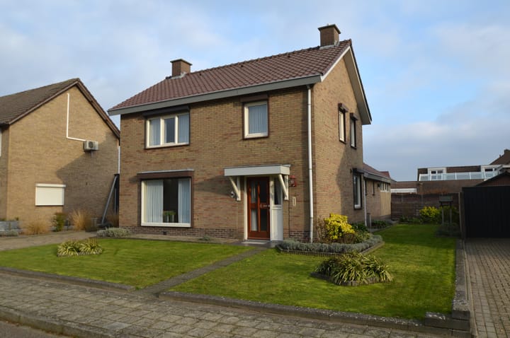 Foto 26 van Oktoberstraat 4