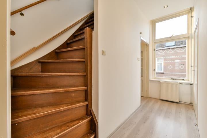 Foto 16 van Beierlandsestraat 23