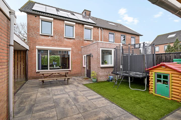 Foto 4 van Pastoor van Hapertstraat 4