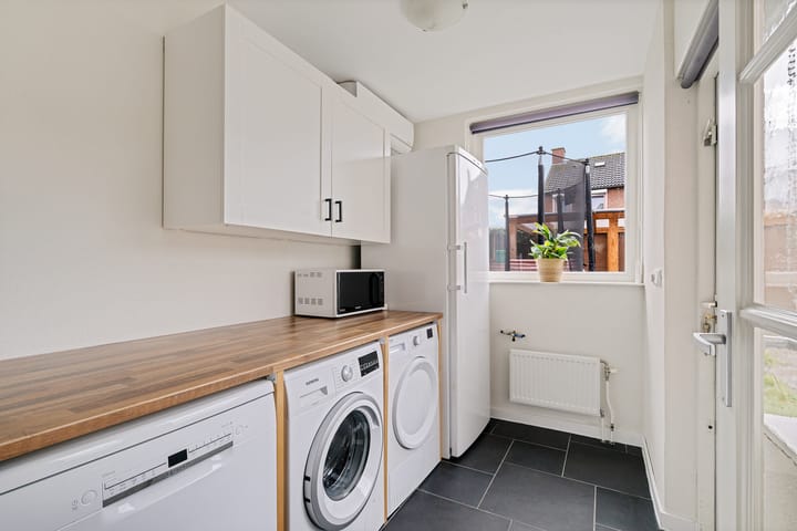 Foto 19 van Pastoor van Hapertstraat 4