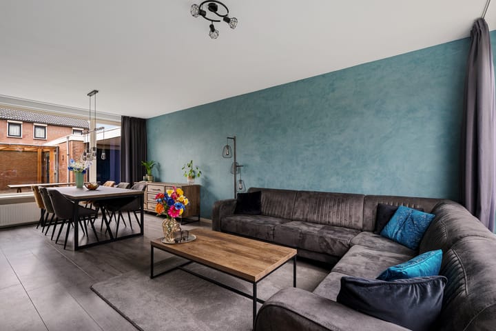 Foto 11 van Pastoor van Hapertstraat 4