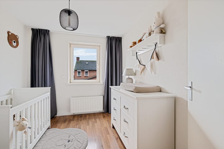 Foto 28 van Pastoor van Hapertstraat 4