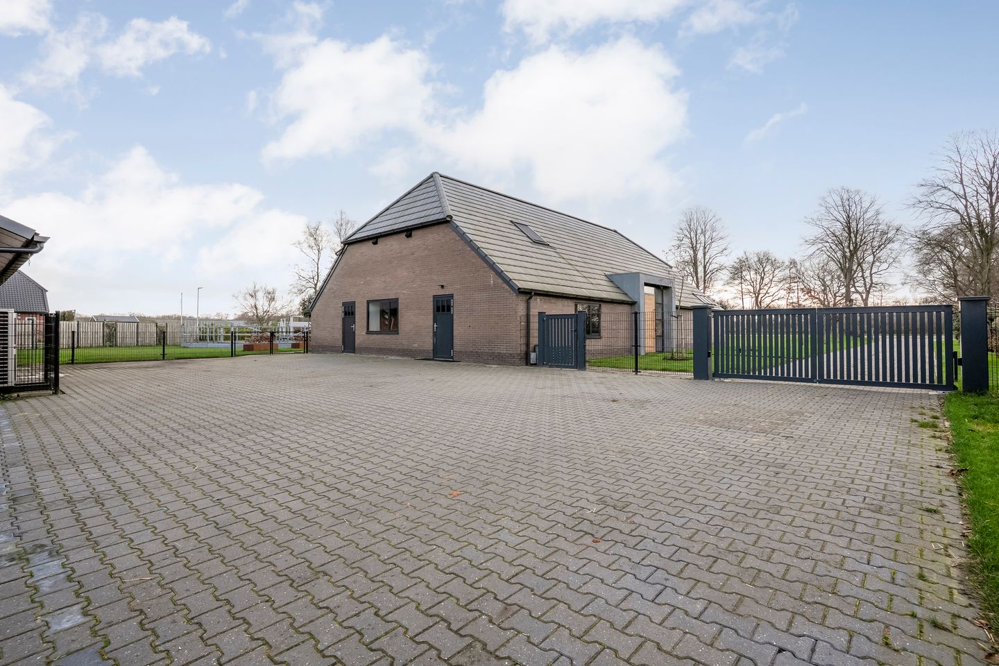 View photo 4 of Oranjekanaal N.Z. 48