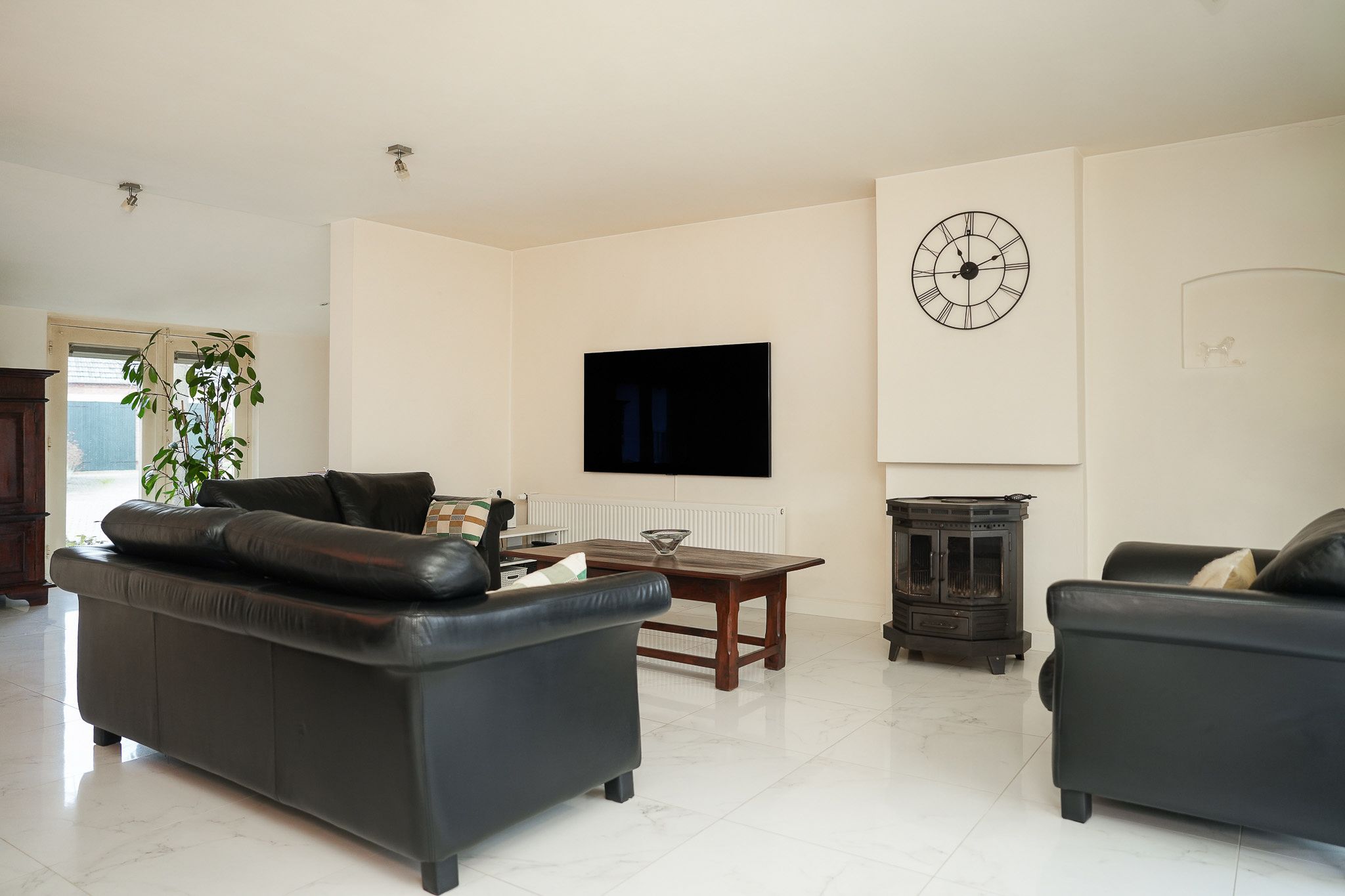 Foto 9 van Varkensmarkt 1