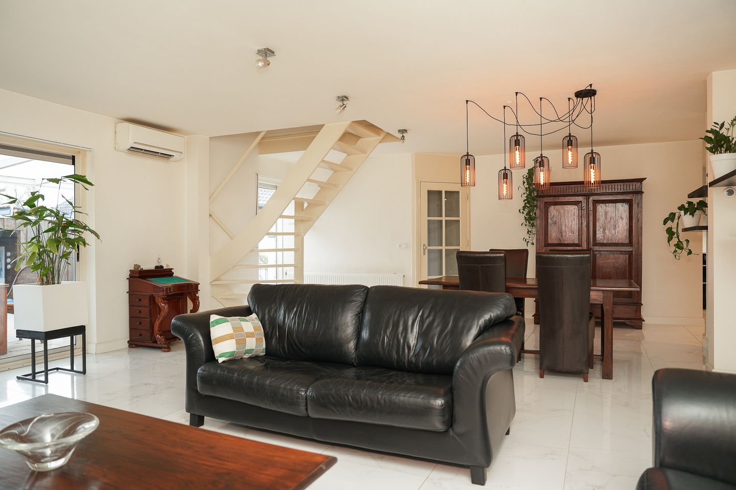 Foto 10 van Varkensmarkt 1