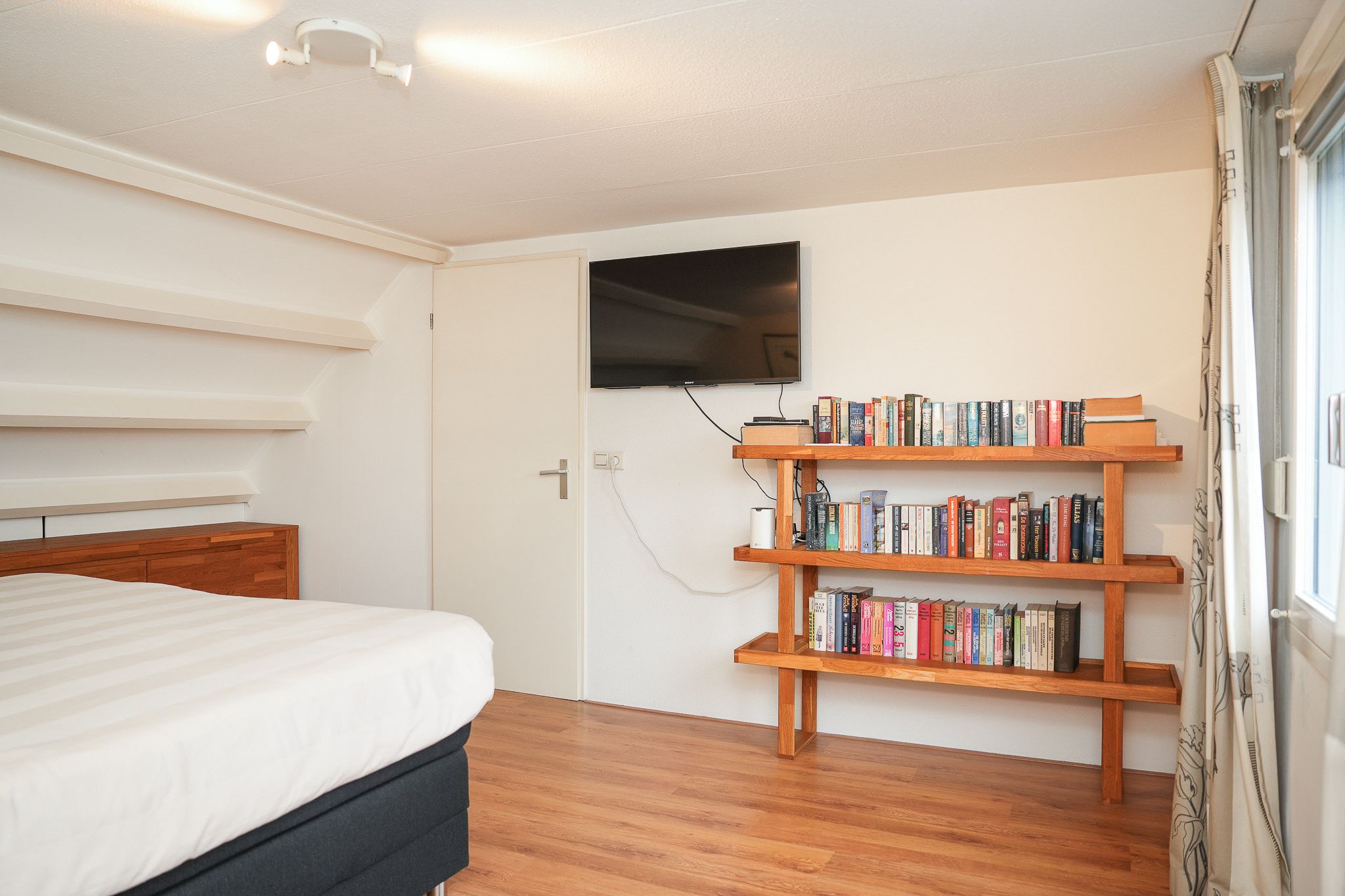 Foto 24 van Varkensmarkt 1