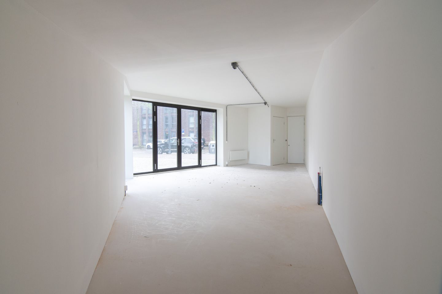 View photo 4 of Eva Besnyöstraat 9