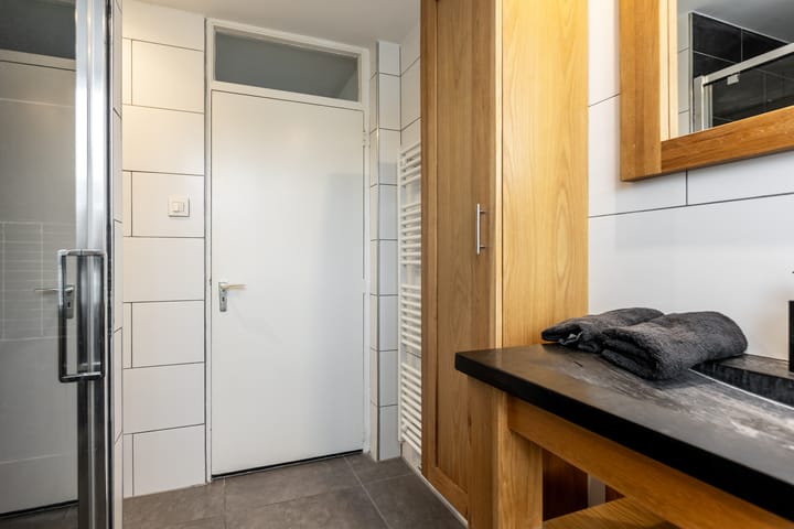 Foto 33 van Leliestraat 17