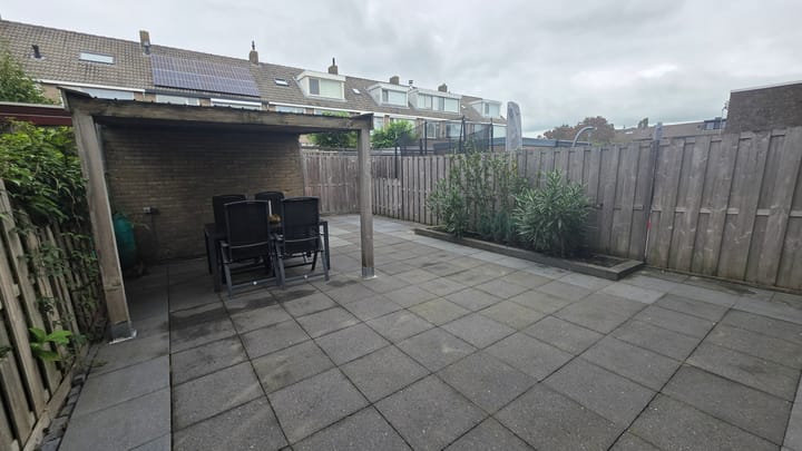 Foto 44 van Leliestraat 17