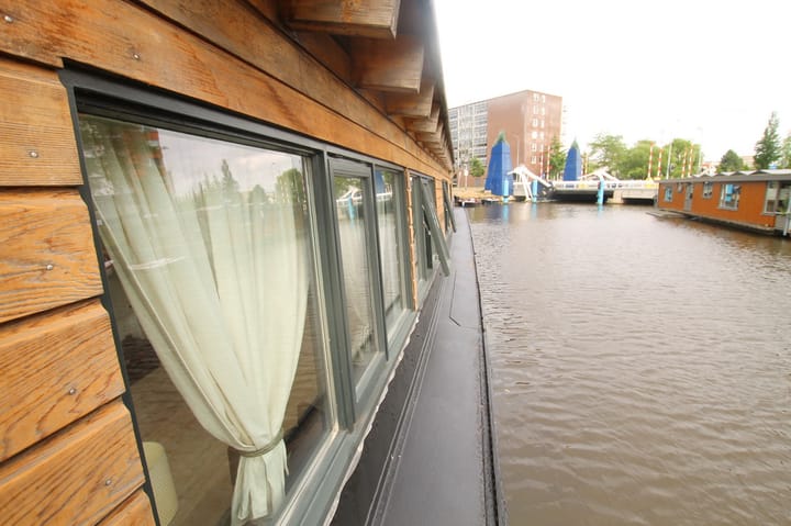 Photo 28 of Winschoterdiep 1002