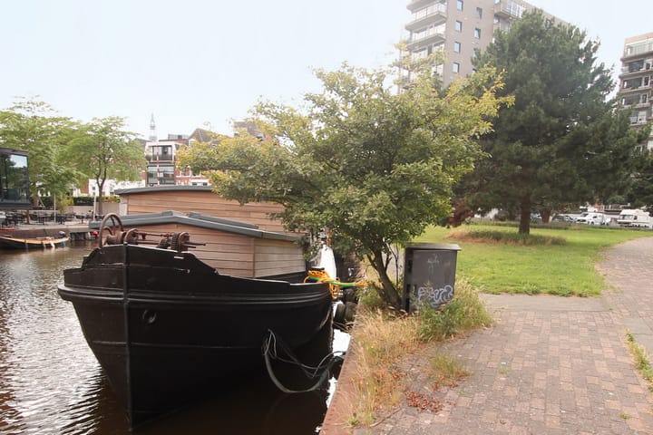 Photo 31 of Winschoterdiep 1002