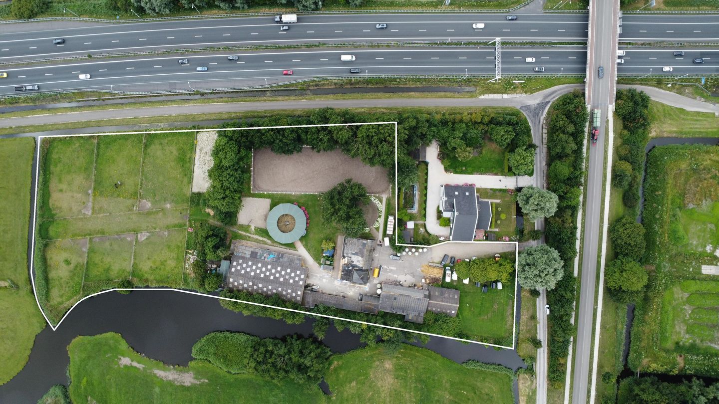 View photo 1 of Kanaalweg 13-a