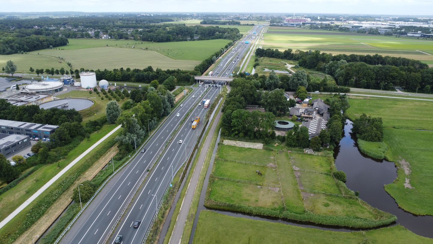 View photo 5 of Kanaalweg 13-a