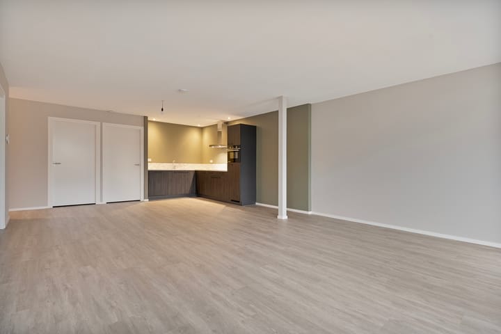 Foto 12 van Röringstraat 1-D