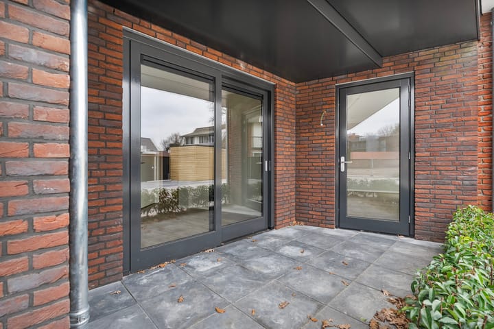 Foto 18 van Röringstraat 1-D