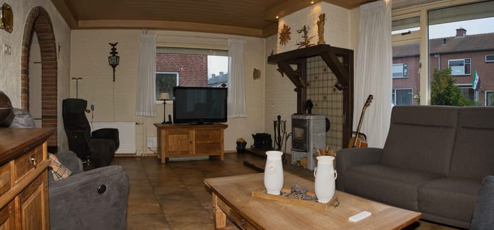 Photo 11 of Bannerheerstraat 1