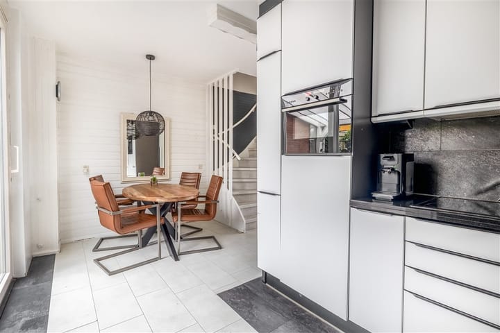 Foto 20 van Soetan Sjahrirweg 12