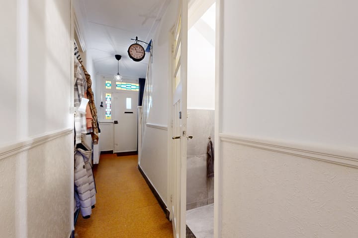 Photo 9 of Molenstraat 125