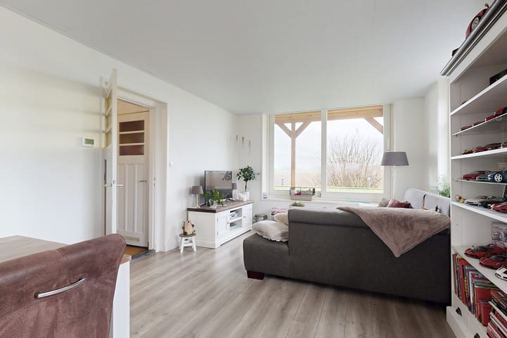 Photo 20 of Molenstraat 125