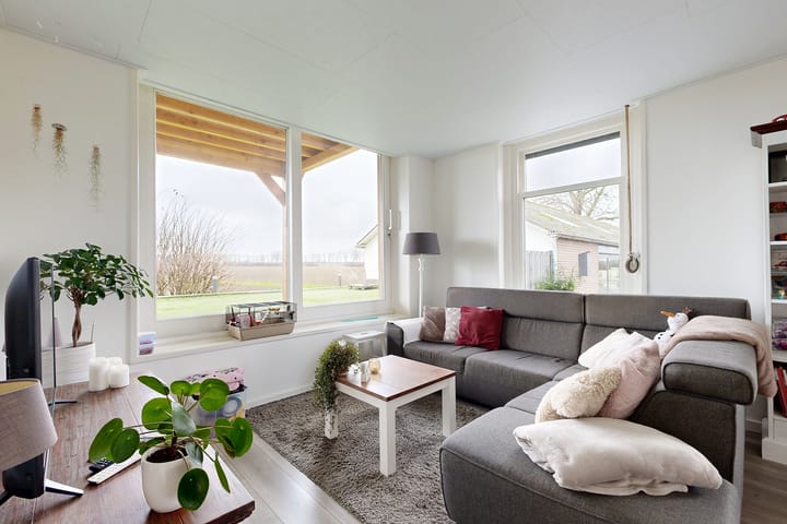 Photo 12 of Molenstraat 125