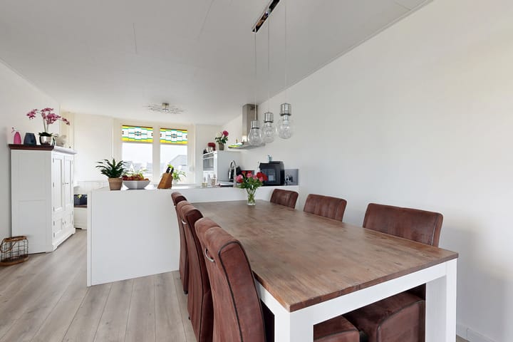 Photo 17 of Molenstraat 125