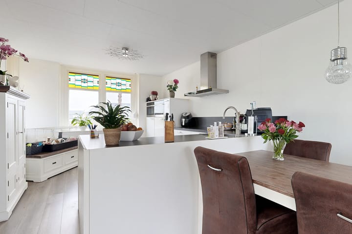 Photo 23 of Molenstraat 125