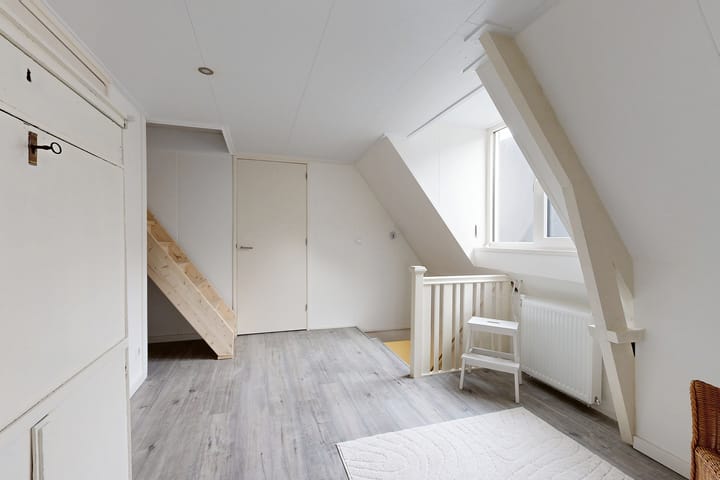 Photo 34 of Molenstraat 125