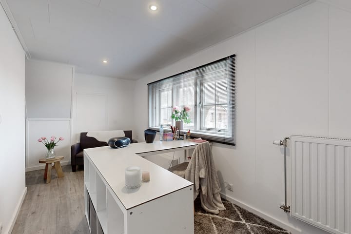 Photo 39 of Molenstraat 125