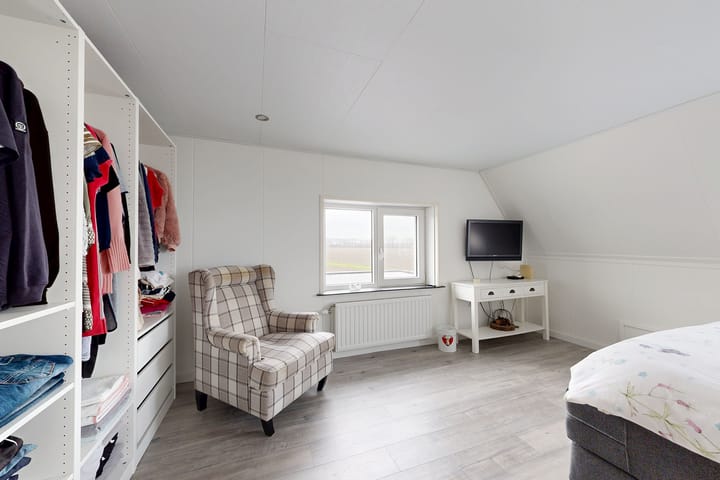 Photo 42 of Molenstraat 125