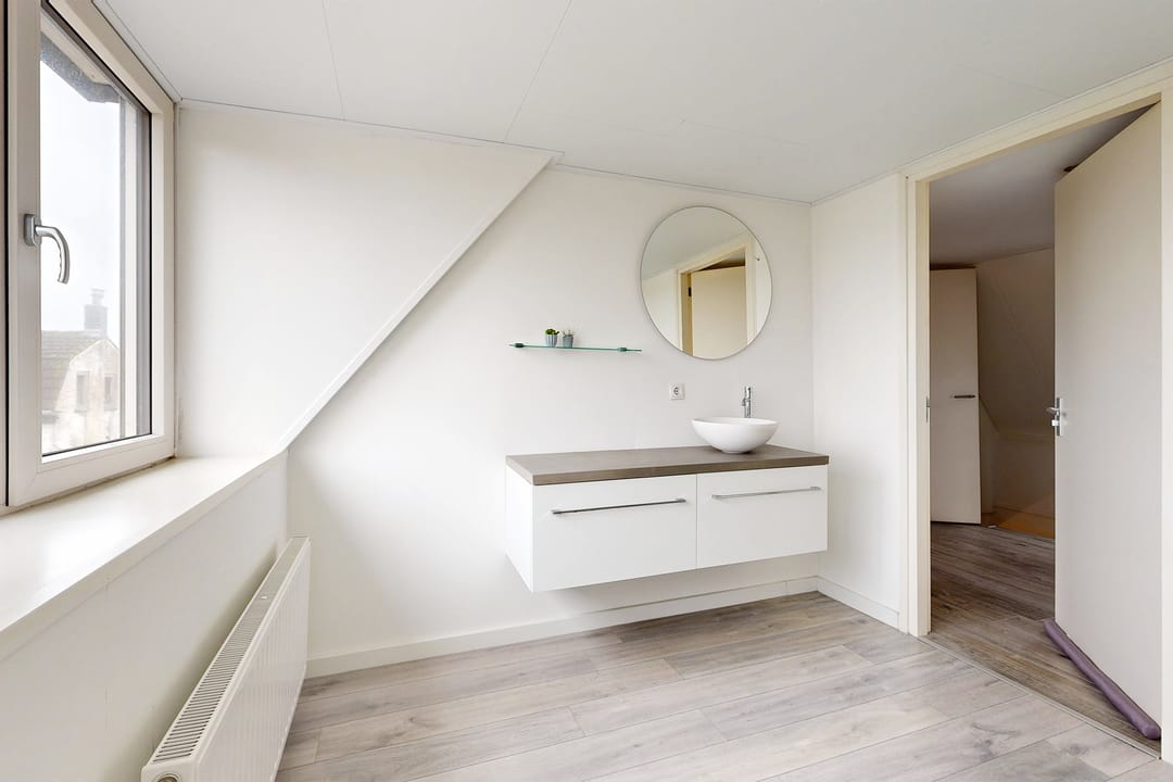 Foto 46 van Molenstraat 125