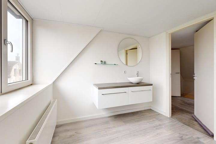 Photo 46 of Molenstraat 125