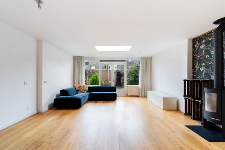 Photo 3 of Romulus 24