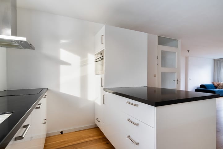 Photo 15 of Romulus 24