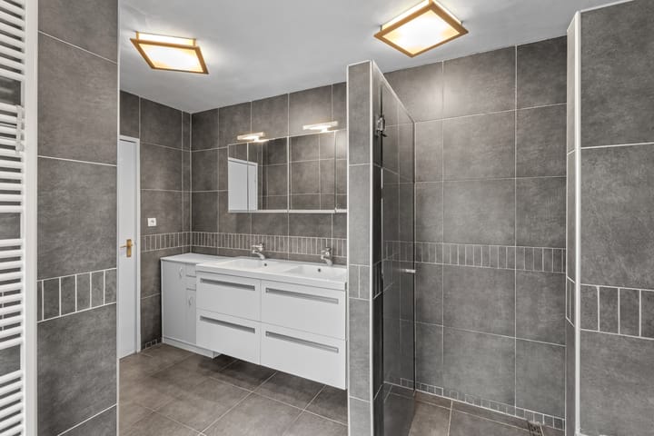 Foto 19 van Valkenburgstraat 25