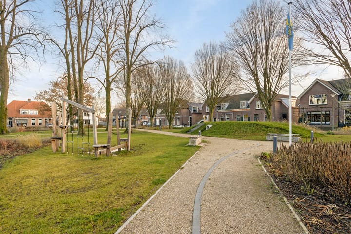 Foto 7 van Emmastraat 41