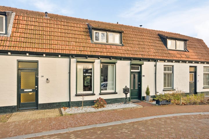 Foto 10 van Emmastraat 41