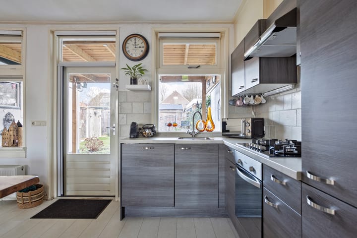 Foto 15 van Emmastraat 41