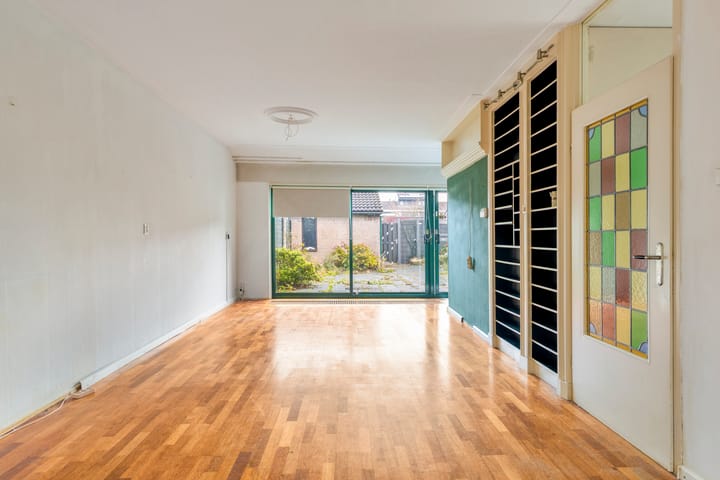 Photo 10 of Diepenbrocklaan 5