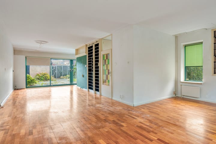 Photo 9 of Diepenbrocklaan 5