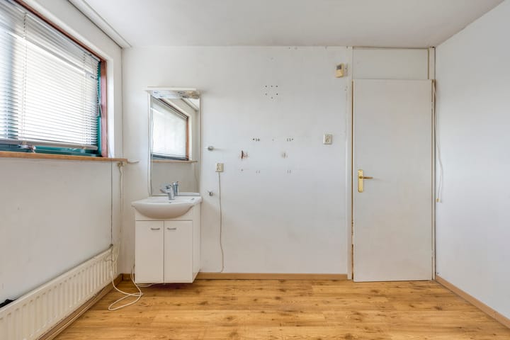 Photo 18 of Diepenbrocklaan 5