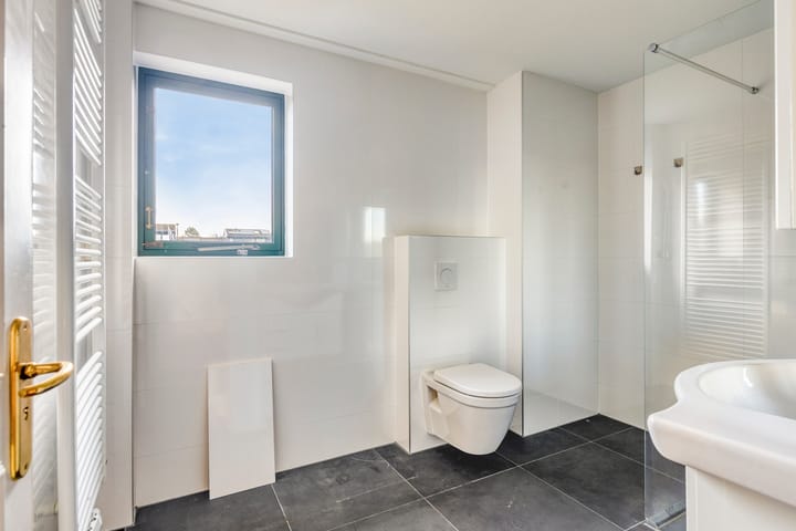 Photo 19 of Diepenbrocklaan 5