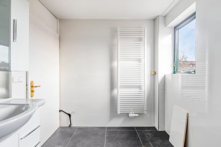 Photo 21 of Diepenbrocklaan 5