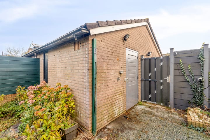 Photo 32 of Diepenbrocklaan 5